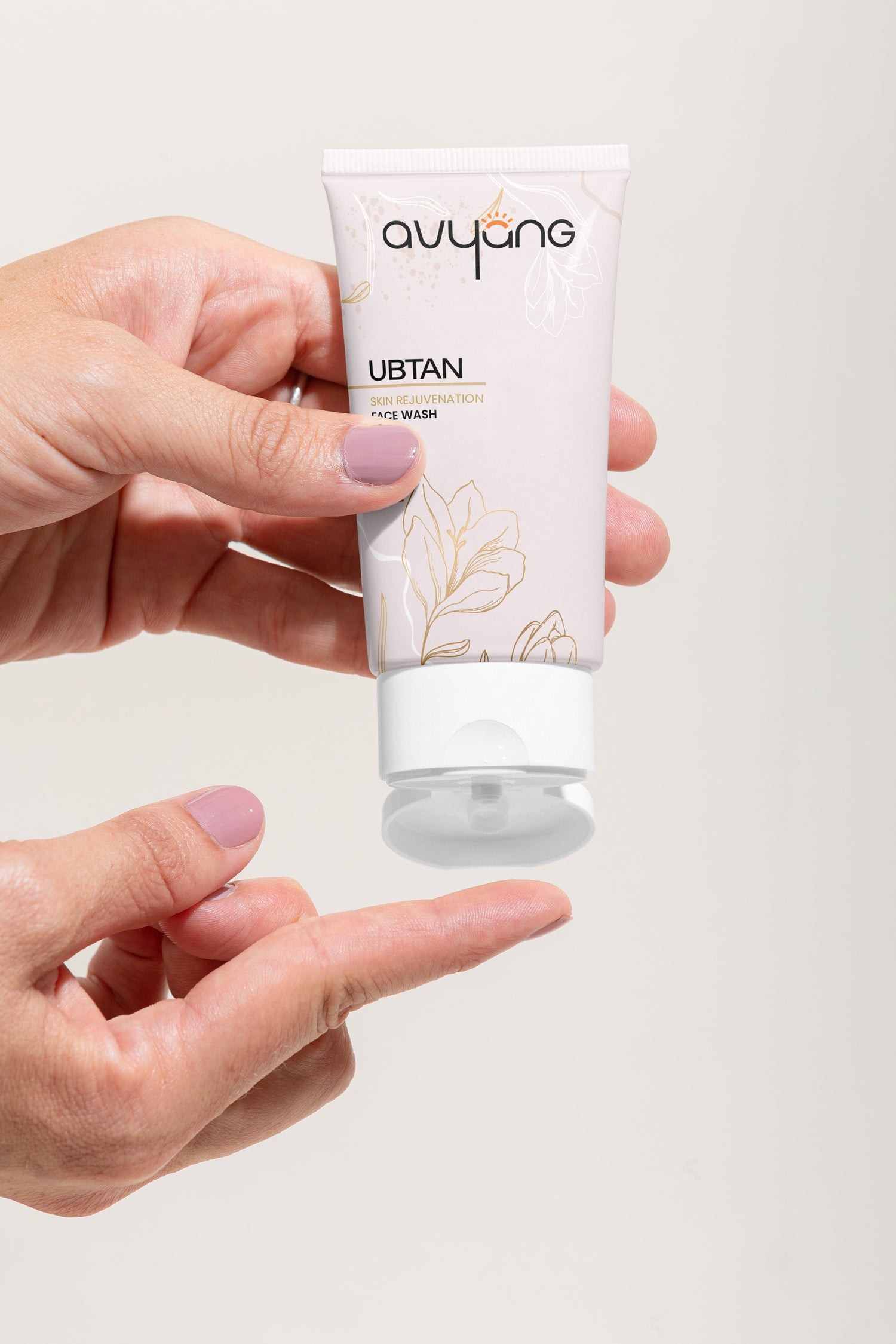 Ubtan Face Wash Image with hands